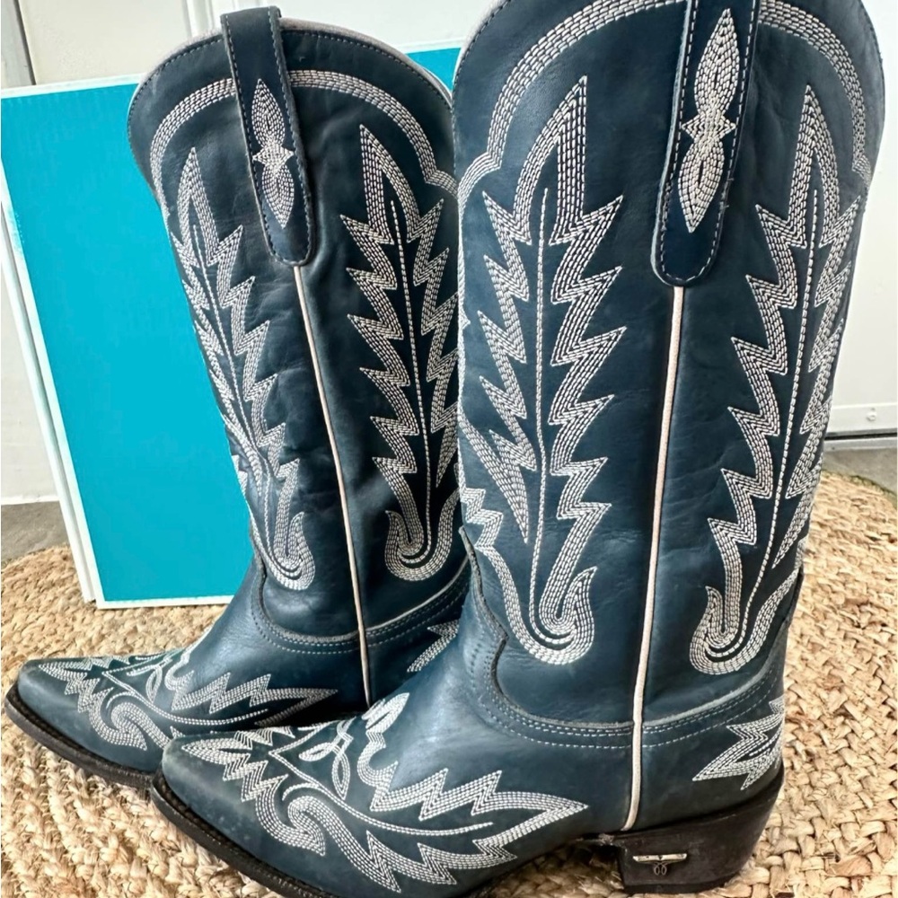 Midnight navy LANE boots! Absolutely STUNNING!